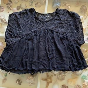 Rip curl black eyelet top. Excellent condition. M